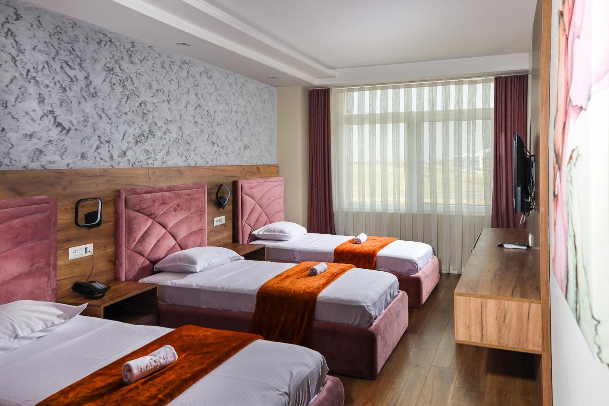 Nafron Hotel Prizren Exteriör bild